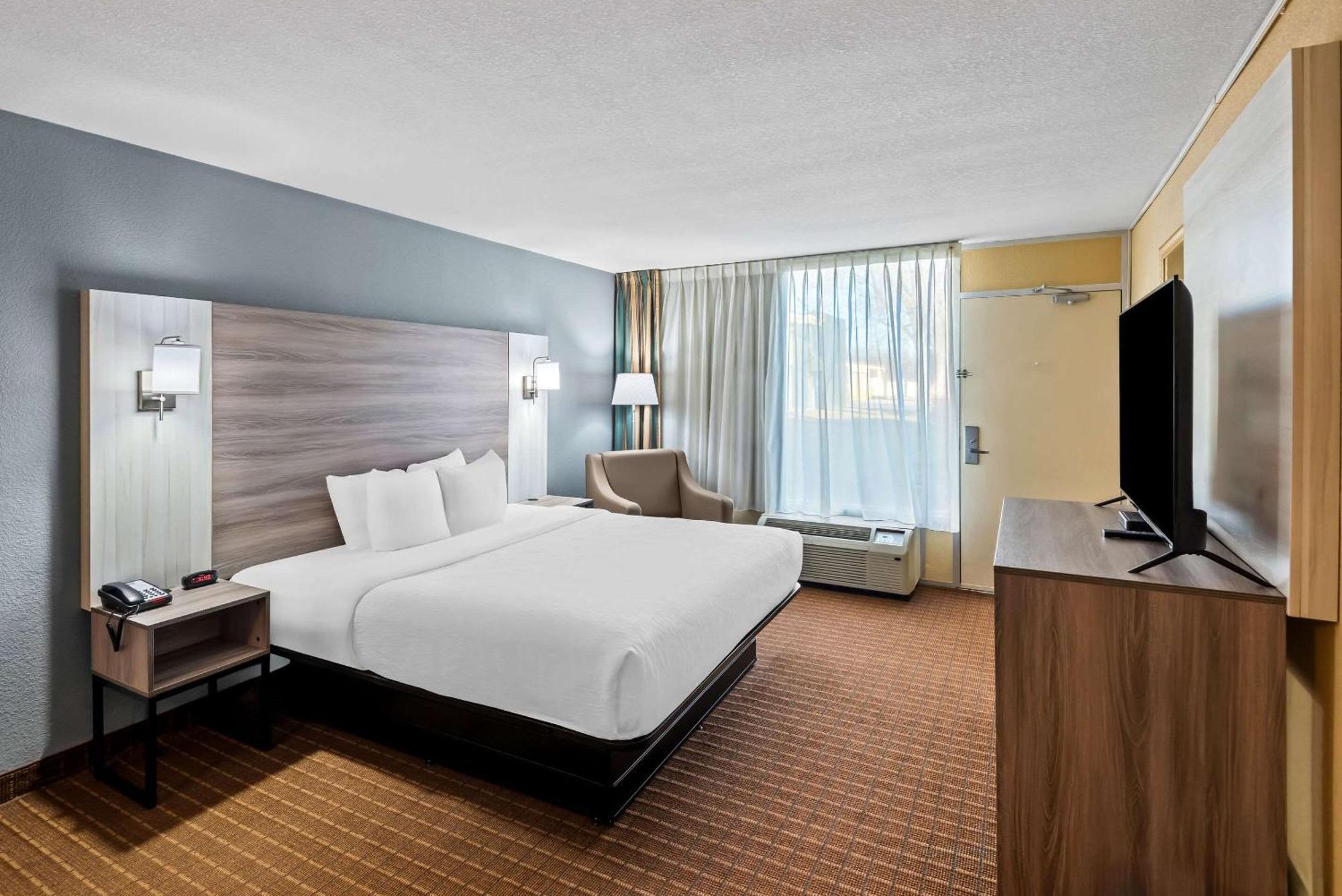 Quality Inn פורט דודג' מראה חיצוני תמונה