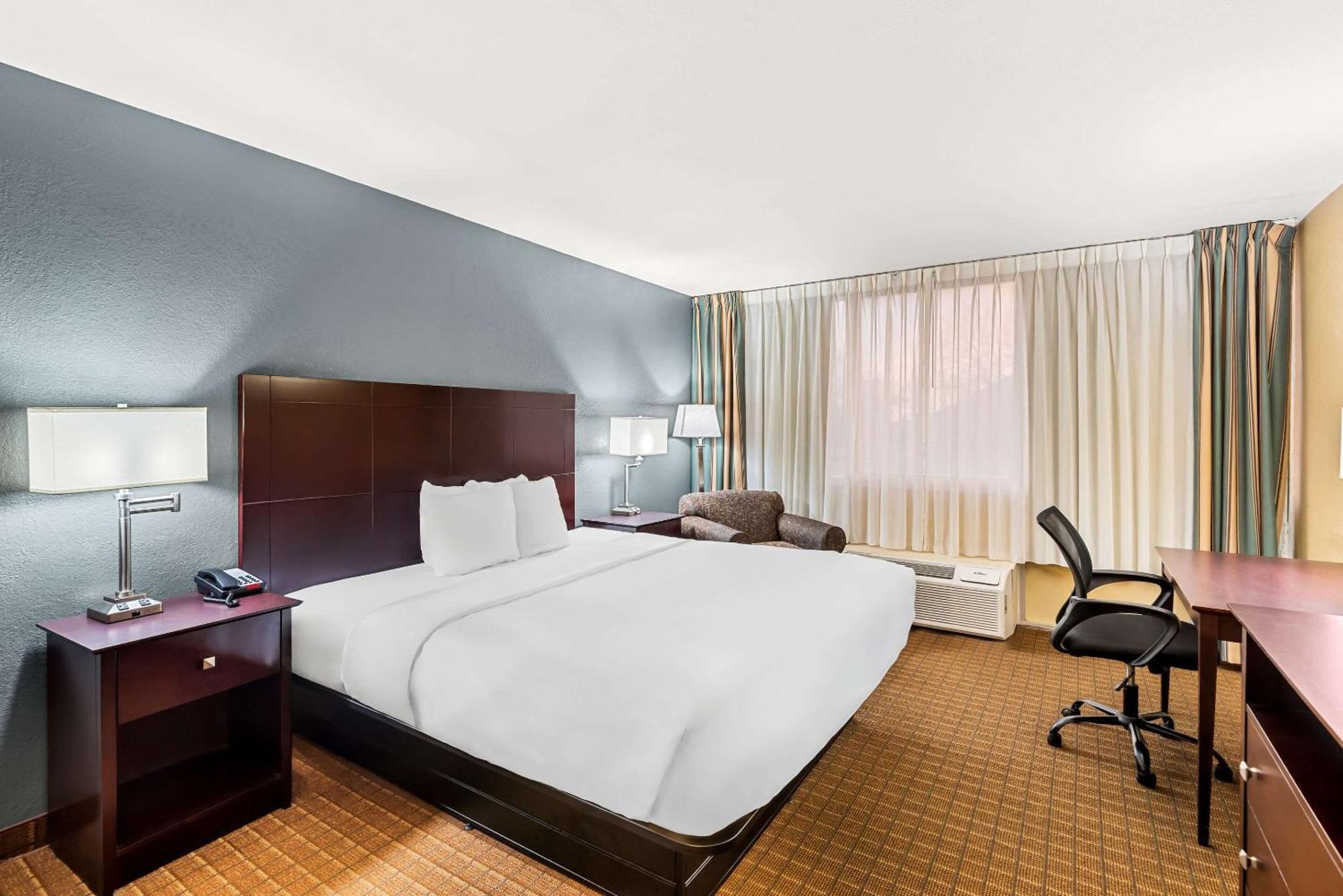 Quality Inn פורט דודג' מראה חיצוני תמונה