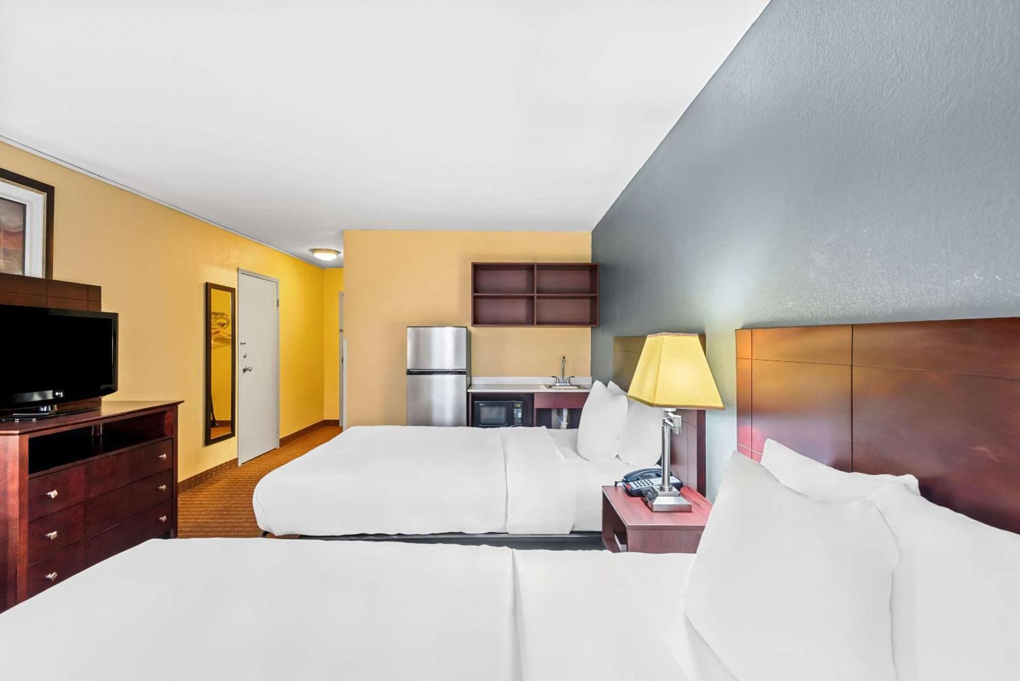 Quality Inn פורט דודג' מראה חיצוני תמונה